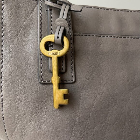 Fossil Emma Tote Bag - Picture 5 of 11